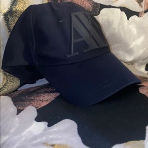 Dad hat ARMANI EXCHANGE , amazing quality hat!